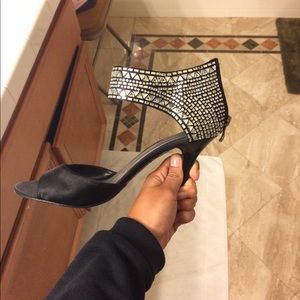 Jeannie Becker heels